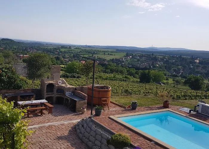 Appartement Marcell Vendeghaz *